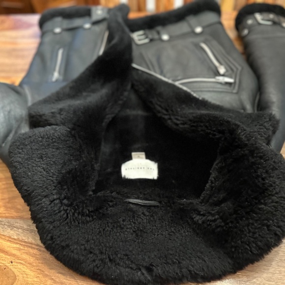 Arrivals MOYA M - Picture 3 of 16